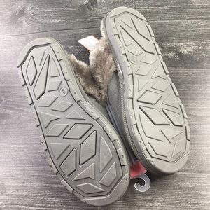Gilligan & O'Malley Shoes - Gilligan & O’Malley Gray Faux Fur Slippers Gilligan & O'Malley Shoes - Gilligan & O’Malley Gray Faux Fur Slippers
